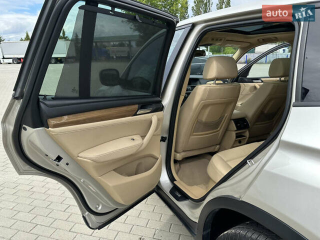 Серый БМВ Х3, объемом двигателя 2 л и пробегом 196 тыс. км за 12999 $, фото 14 на Automoto.ua