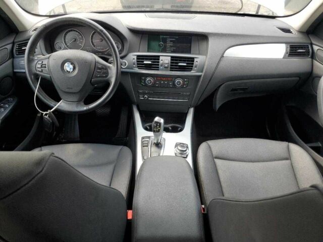 Серый БМВ Х3, объемом двигателя 2 л и пробегом 156 тыс. км за 2700 $, фото 7 на Automoto.ua