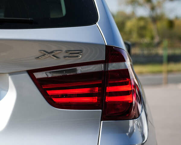 Серый БМВ Х3, объемом двигателя 3.01 л и пробегом 179 тыс. км за 17712 $, фото 17 на Automoto.ua