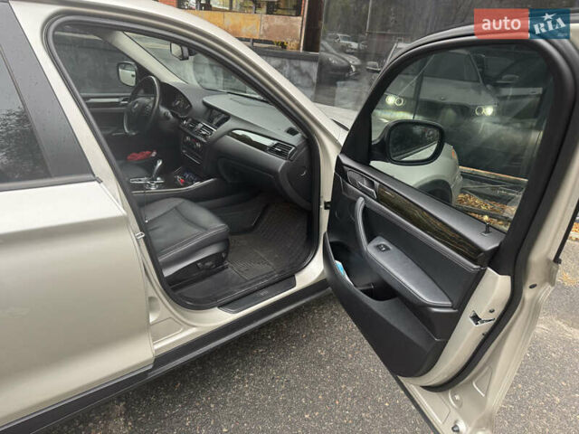 Серый БМВ Х3, объемом двигателя 2 л и пробегом 144 тыс. км за 14000 $, фото 8 на Automoto.ua