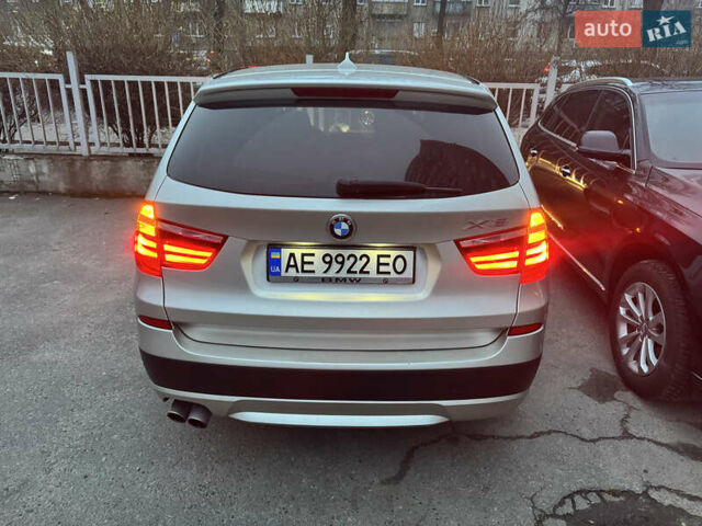 Серый БМВ Х3, объемом двигателя 2 л и пробегом 144 тыс. км за 14000 $, фото 6 на Automoto.ua