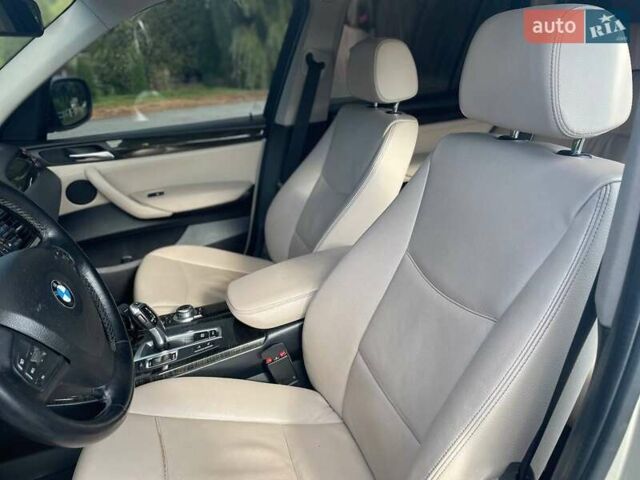 Серый БМВ Х3, объемом двигателя 2.98 л и пробегом 219 тыс. км за 15000 $, фото 18 на Automoto.ua
