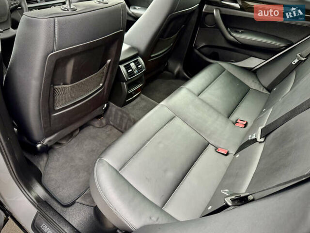 Серый БМВ Х3, объемом двигателя 2 л и пробегом 162 тыс. км за 13400 $, фото 25 на Automoto.ua