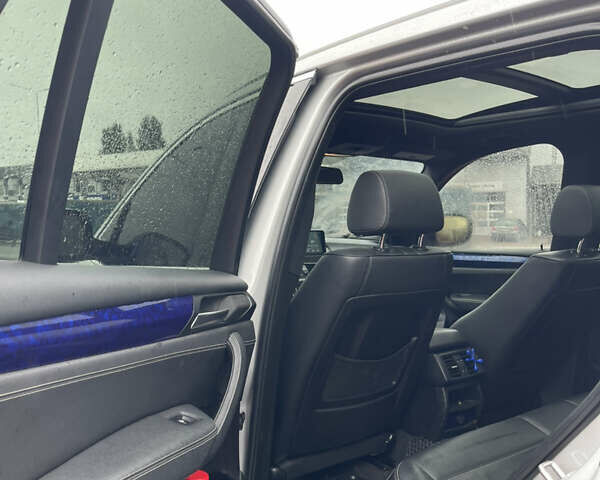 Серый БМВ Х3, объемом двигателя 2 л и пробегом 275 тыс. км за 13700 $, фото 5 на Automoto.ua