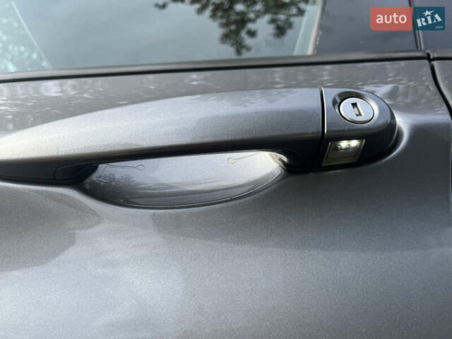 Серый БМВ Х3, объемом двигателя 2 л и пробегом 259 тыс. км за 17900 $, фото 22 на Automoto.ua