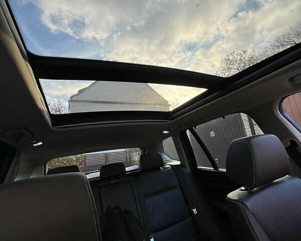 Серый БМВ Х3, объемом двигателя 2 л и пробегом 194 тыс. км за 14000 $, фото 8 на Automoto.ua