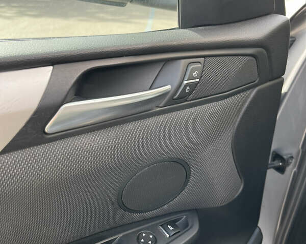 Серый БМВ Х3, объемом двигателя 2 л и пробегом 259 тыс. км за 17900 $, фото 18 на Automoto.ua