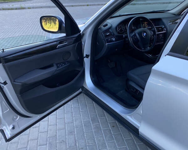 Сірий БМВ Х3, об'ємом двигуна 2 л та пробігом 212 тис. км за 13400 $, фото 25 на Automoto.ua