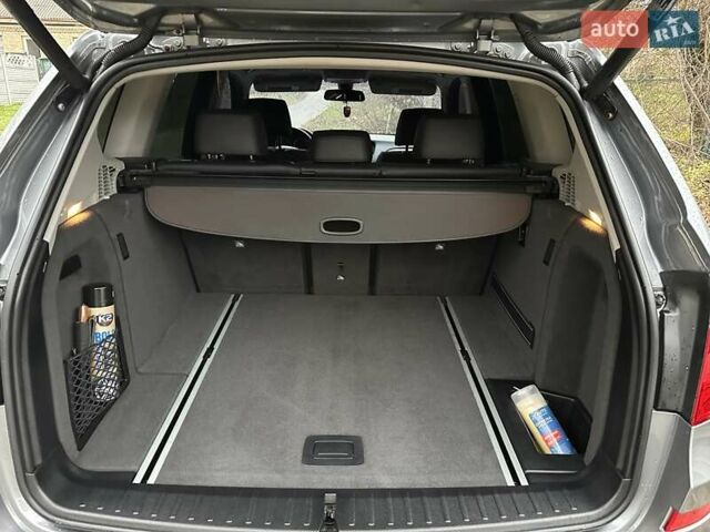 Серый БМВ Х3, объемом двигателя 2 л и пробегом 194 тыс. км за 16800 $, фото 39 на Automoto.ua
