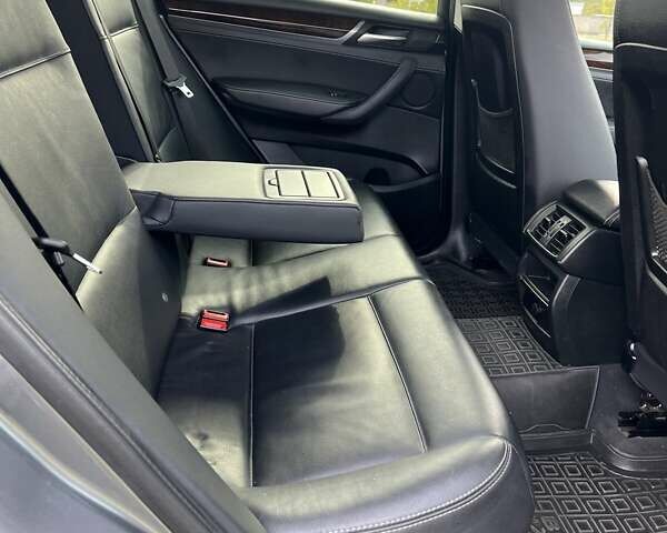 Серый БМВ Х3, объемом двигателя 2 л и пробегом 188 тыс. км за 17500 $, фото 19 на Automoto.ua