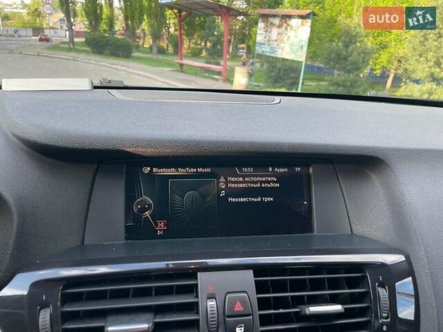 Серый БМВ Х3, объемом двигателя 3 л и пробегом 150 тыс. км за 15490 $, фото 33 на Automoto.ua