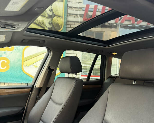 Серый БМВ Х3, объемом двигателя 2 л и пробегом 240 тыс. км за 11850 $, фото 9 на Automoto.ua