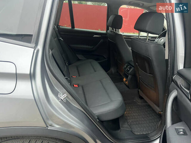 Серый БМВ Х3, объемом двигателя 2 л и пробегом 166 тыс. км за 13400 $, фото 12 на Automoto.ua
