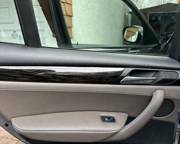 Сірий БМВ Х3, об'ємом двигуна 3 л та пробігом 105 тис. км за 41841 $, фото 6 на Automoto.ua