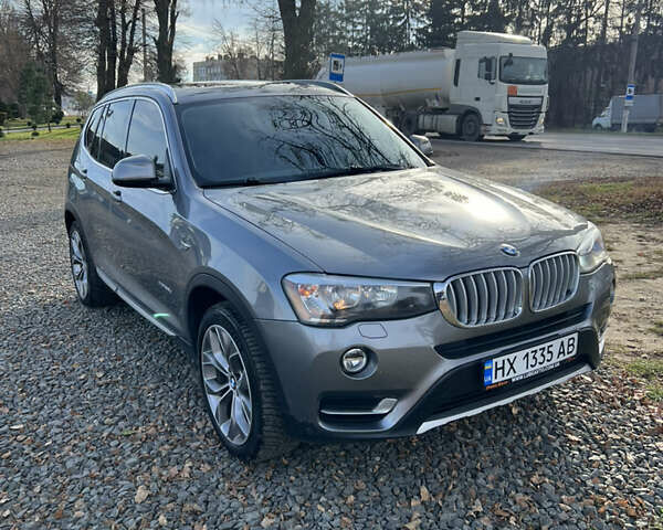 Серый БМВ Х3, объемом двигателя 2 л и пробегом 211 тыс. км за 18500 $, фото 1 на Automoto.ua