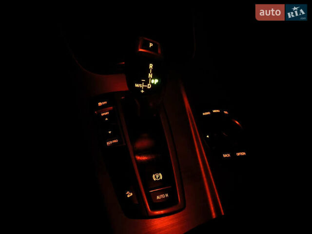 Серый БМВ Х3, объемом двигателя 2 л и пробегом 177 тыс. км за 16000 $, фото 27 на Automoto.ua