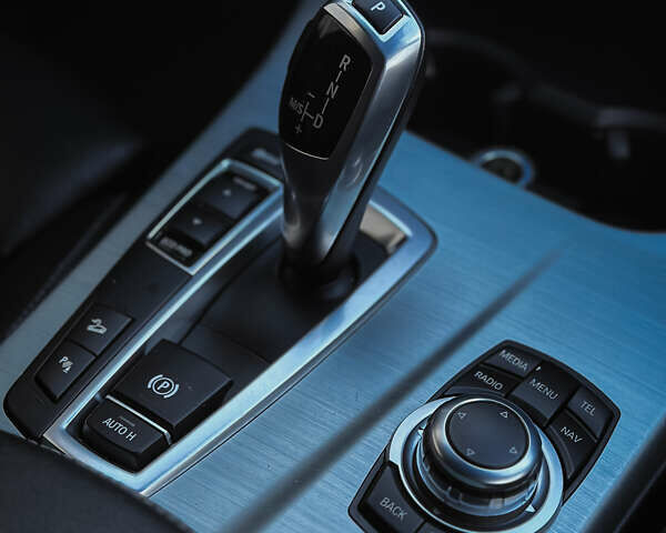 Серый БМВ Х3, объемом двигателя 2 л и пробегом 203 тыс. км за 15700 $, фото 17 на Automoto.ua