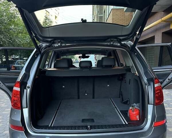 Серый БМВ Х3, объемом двигателя 2 л и пробегом 146 тыс. км за 16700 $, фото 13 на Automoto.ua