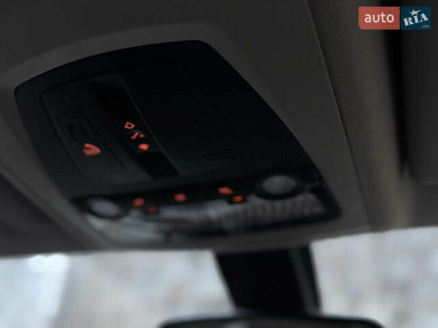 Серый БМВ Х3, объемом двигателя 2 л и пробегом 185 тыс. км за 13000 $, фото 35 на Automoto.ua