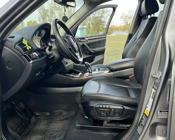Серый БМВ Х3, объемом двигателя 2 л и пробегом 188 тыс. км за 17500 $, фото 12 на Automoto.ua