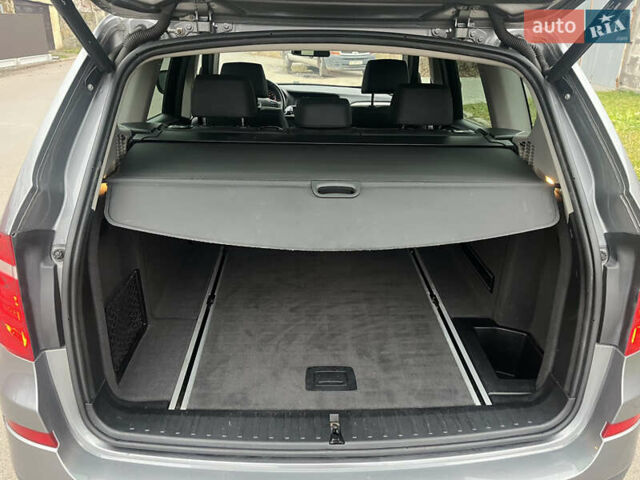 Серый БМВ Х3, объемом двигателя 2 л и пробегом 166 тыс. км за 13400 $, фото 19 на Automoto.ua