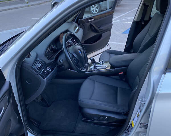 Сірий БМВ Х3, об'ємом двигуна 2 л та пробігом 212 тис. км за 13400 $, фото 31 на Automoto.ua