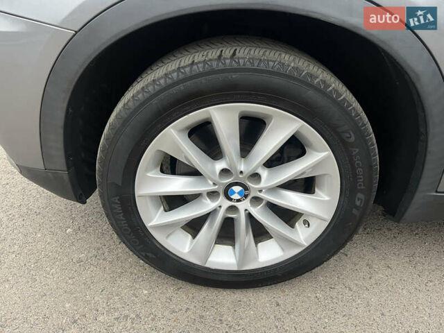 Серый БМВ Х3, объемом двигателя 2 л и пробегом 166 тыс. км за 13400 $, фото 29 на Automoto.ua