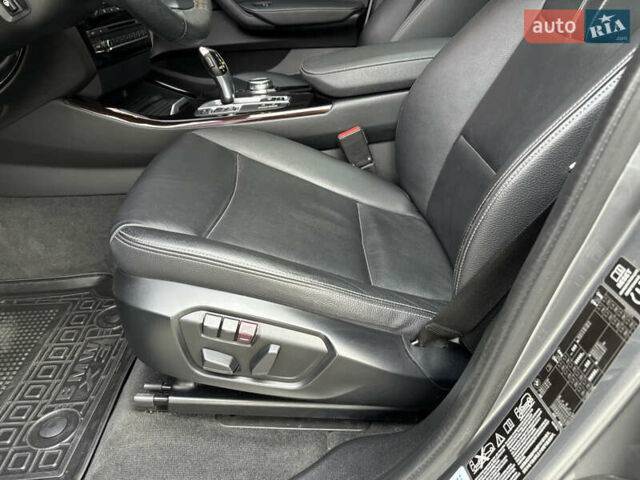 Серый БМВ Х3, объемом двигателя 2 л и пробегом 190 тыс. км за 19900 $, фото 10 на Automoto.ua