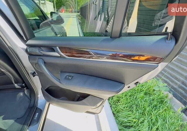 Сірий БМВ Х3, об'ємом двигуна 2 л та пробігом 73 тис. км за 23500 $, фото 36 на Automoto.ua