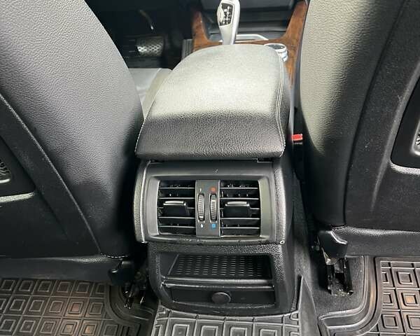 Серый БМВ Х3, объемом двигателя 2 л и пробегом 188 тыс. км за 17500 $, фото 26 на Automoto.ua