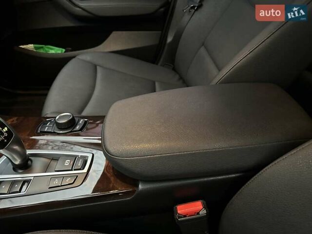 Серый БМВ Х3, объемом двигателя 2 л и пробегом 194 тыс. км за 16800 $, фото 37 на Automoto.ua