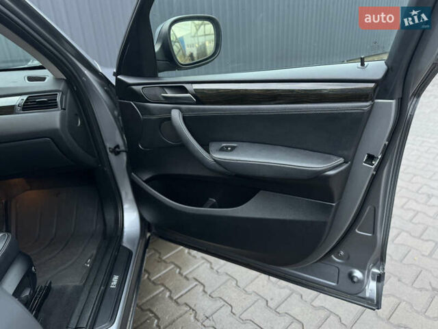 Серый БМВ Х3, объемом двигателя 2 л и пробегом 185 тыс. км за 13000 $, фото 11 на Automoto.ua