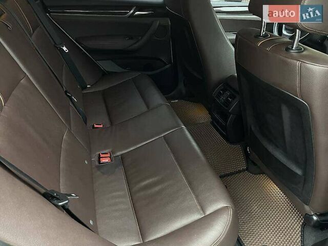 Серый БМВ Х3, объемом двигателя 2 л и пробегом 242 тыс. км за 20000 $, фото 7 на Automoto.ua