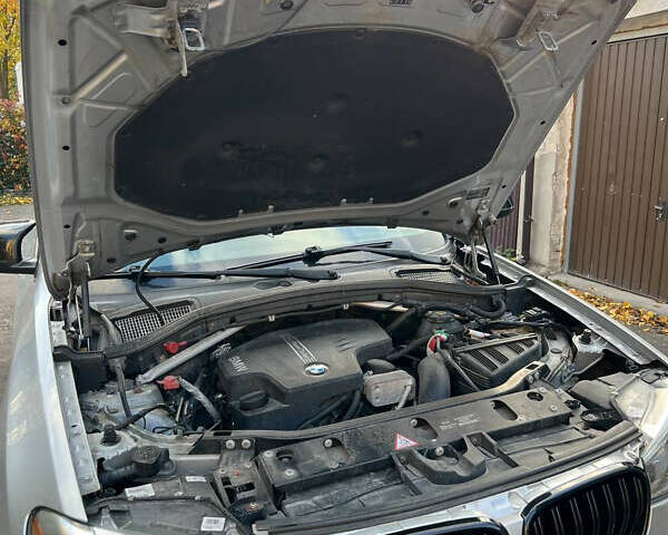 Серый БМВ Х3, объемом двигателя 2 л и пробегом 194 тыс. км за 15200 $, фото 7 на Automoto.ua