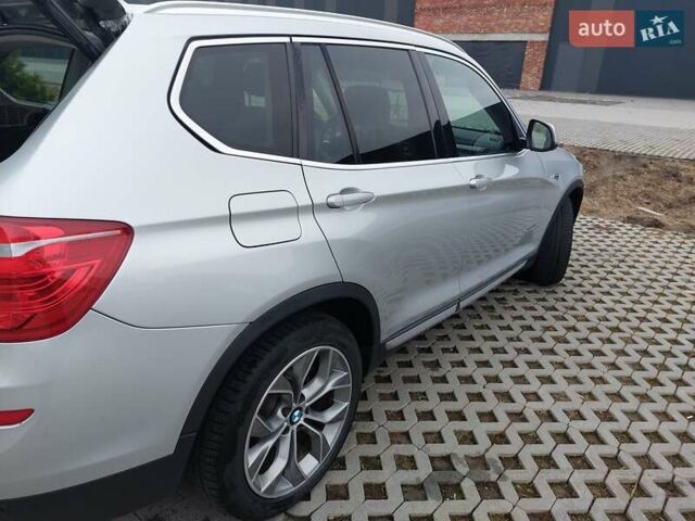 Сірий БМВ Х3, об'ємом двигуна 2 л та пробігом 169 тис. км за 15900 $, фото 2 на Automoto.ua