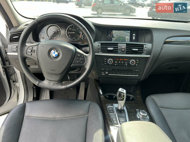 Сірий БМВ Х3, об'ємом двигуна 2 л та пробігом 130 тис. км за 18200 $, фото 6 на Automoto.ua