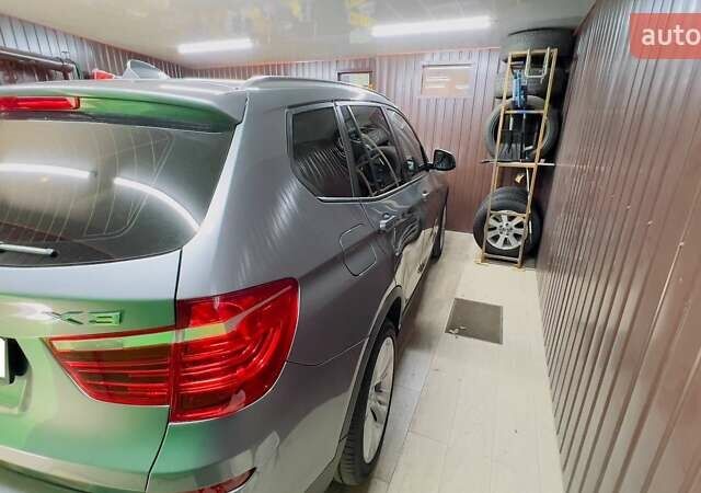 Сірий БМВ Х3, об'ємом двигуна 2 л та пробігом 73 тис. км за 23500 $, фото 1 на Automoto.ua