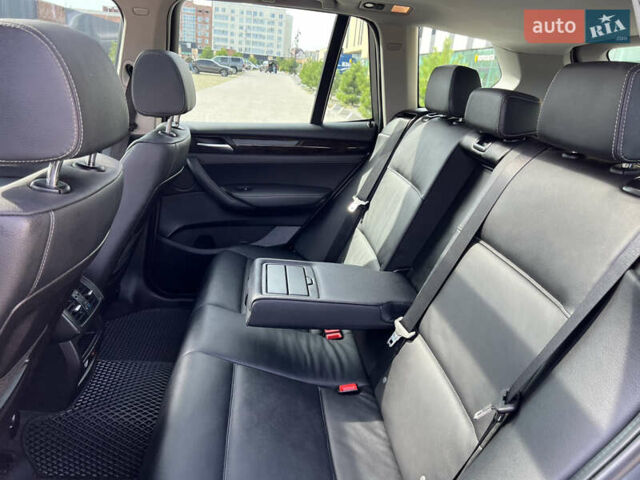 Серый БМВ Х3, объемом двигателя 2 л и пробегом 253 тыс. км за 12800 $, фото 14 на Automoto.ua