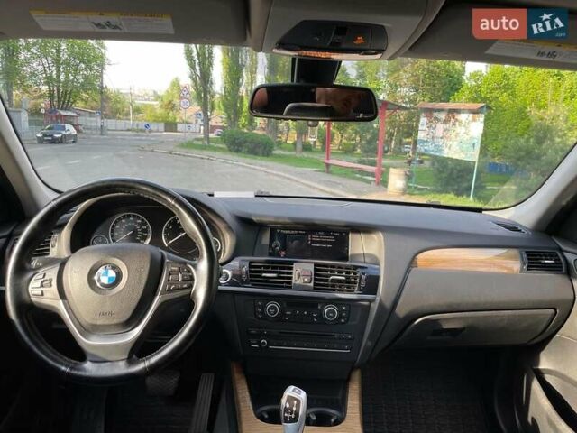 Серый БМВ Х3, объемом двигателя 3 л и пробегом 150 тыс. км за 15490 $, фото 21 на Automoto.ua