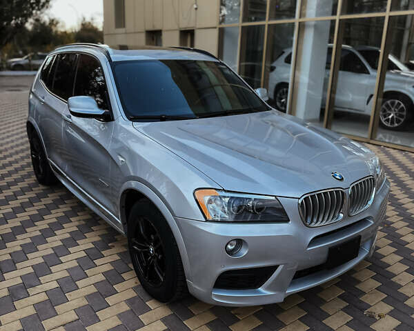 Серый БМВ Х3, объемом двигателя 2 л и пробегом 203 тыс. км за 15700 $, фото 2 на Automoto.ua