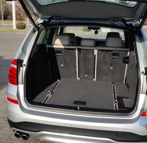 Серый БМВ Х3, объемом двигателя 2 л и пробегом 120 тыс. км за 15500 $, фото 5 на Automoto.ua