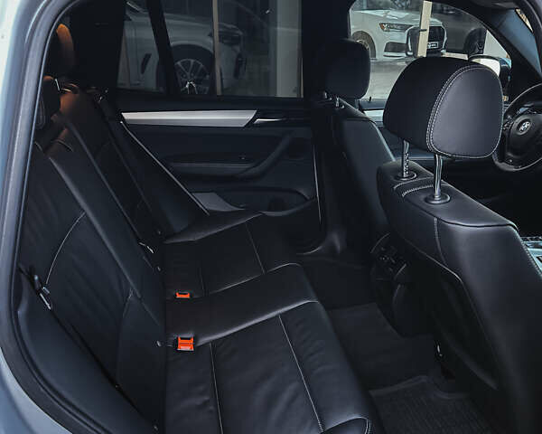 Серый БМВ Х3, объемом двигателя 2 л и пробегом 203 тыс. км за 15700 $, фото 14 на Automoto.ua