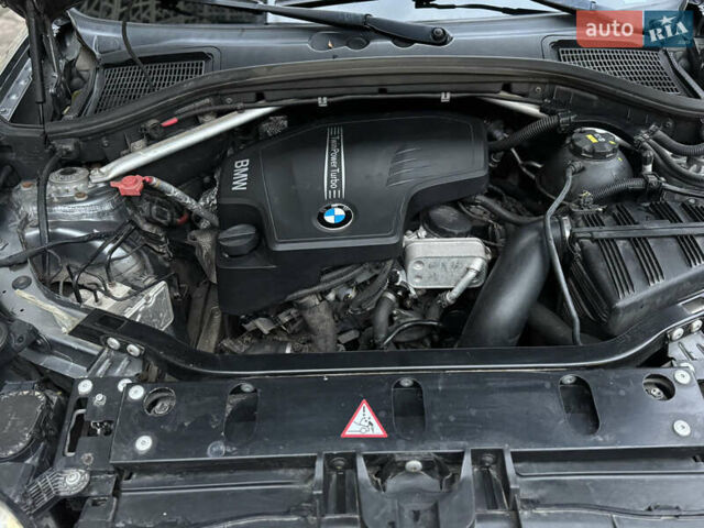 Серый БМВ Х3, объемом двигателя 2 л и пробегом 185 тыс. км за 13000 $, фото 39 на Automoto.ua