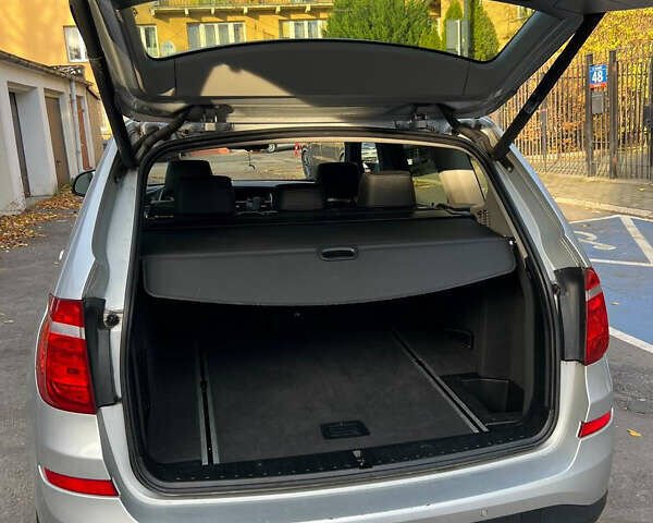 Серый БМВ Х3, объемом двигателя 2 л и пробегом 194 тыс. км за 15200 $, фото 11 на Automoto.ua