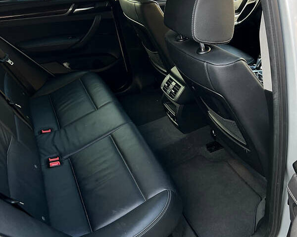 Серый БМВ Х3, объемом двигателя 2 л и пробегом 194 тыс. км за 14000 $, фото 11 на Automoto.ua