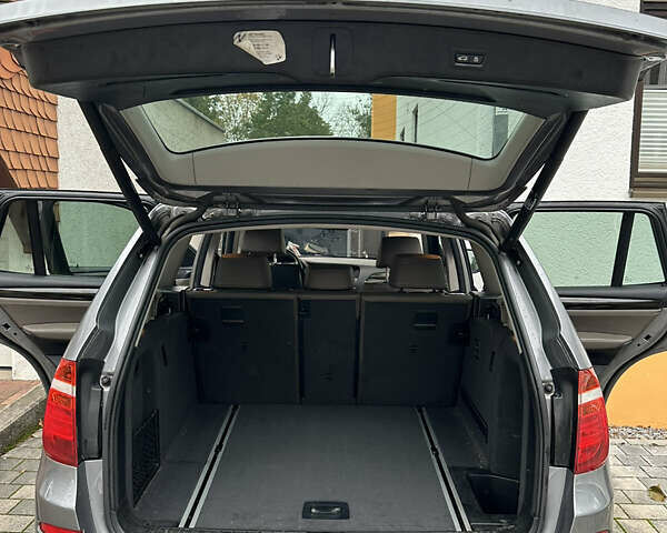 Сірий БМВ Х3, об'ємом двигуна 3 л та пробігом 105 тис. км за 41841 $, фото 2 на Automoto.ua