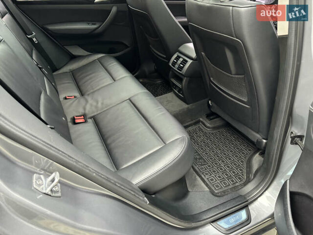 Серый БМВ Х3, объемом двигателя 2 л и пробегом 190 тыс. км за 19900 $, фото 20 на Automoto.ua