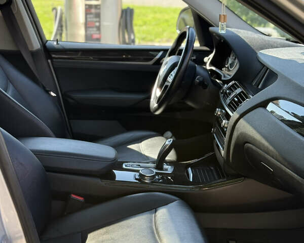 Серый БМВ Х3, объемом двигателя 2 л и пробегом 191 тыс. км за 16800 $, фото 26 на Automoto.ua