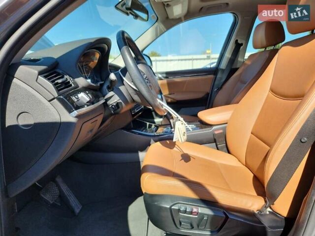 Серый БМВ Х3, объемом двигателя 2 л и пробегом 146 тыс. км за 2000 $, фото 6 на Automoto.ua