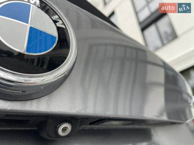 Серый БМВ Х3, объемом двигателя 2 л и пробегом 155 тыс. км за 15000 $, фото 9 на Automoto.ua
